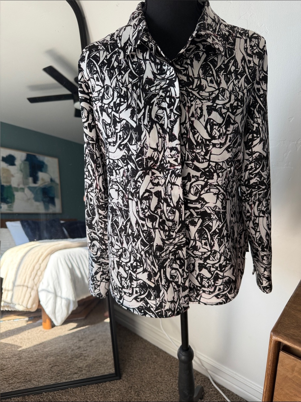 Halogen Black and White Abstract Print Button-Down Shirt